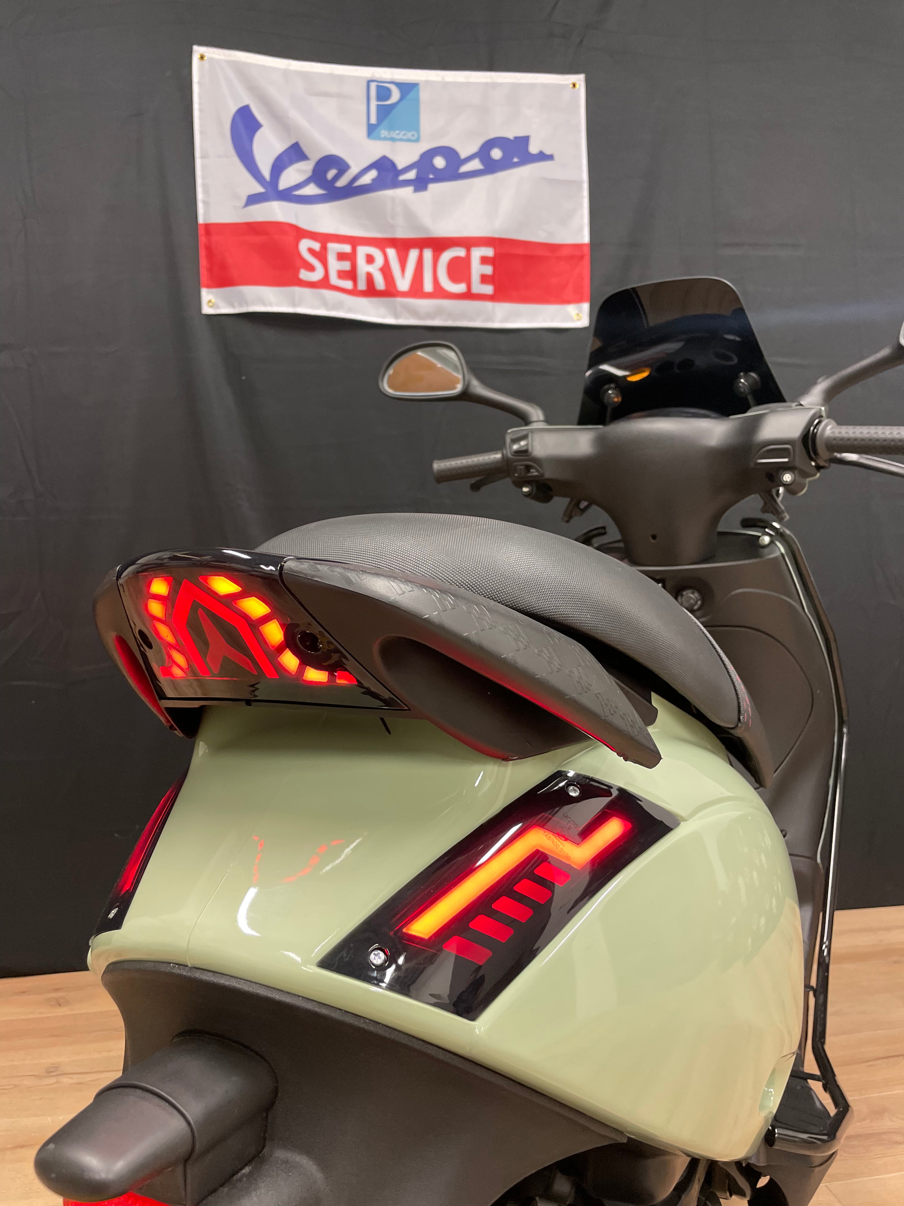 Piaggio Zip | 2023 | 300km | Garantie | Brom | Full option