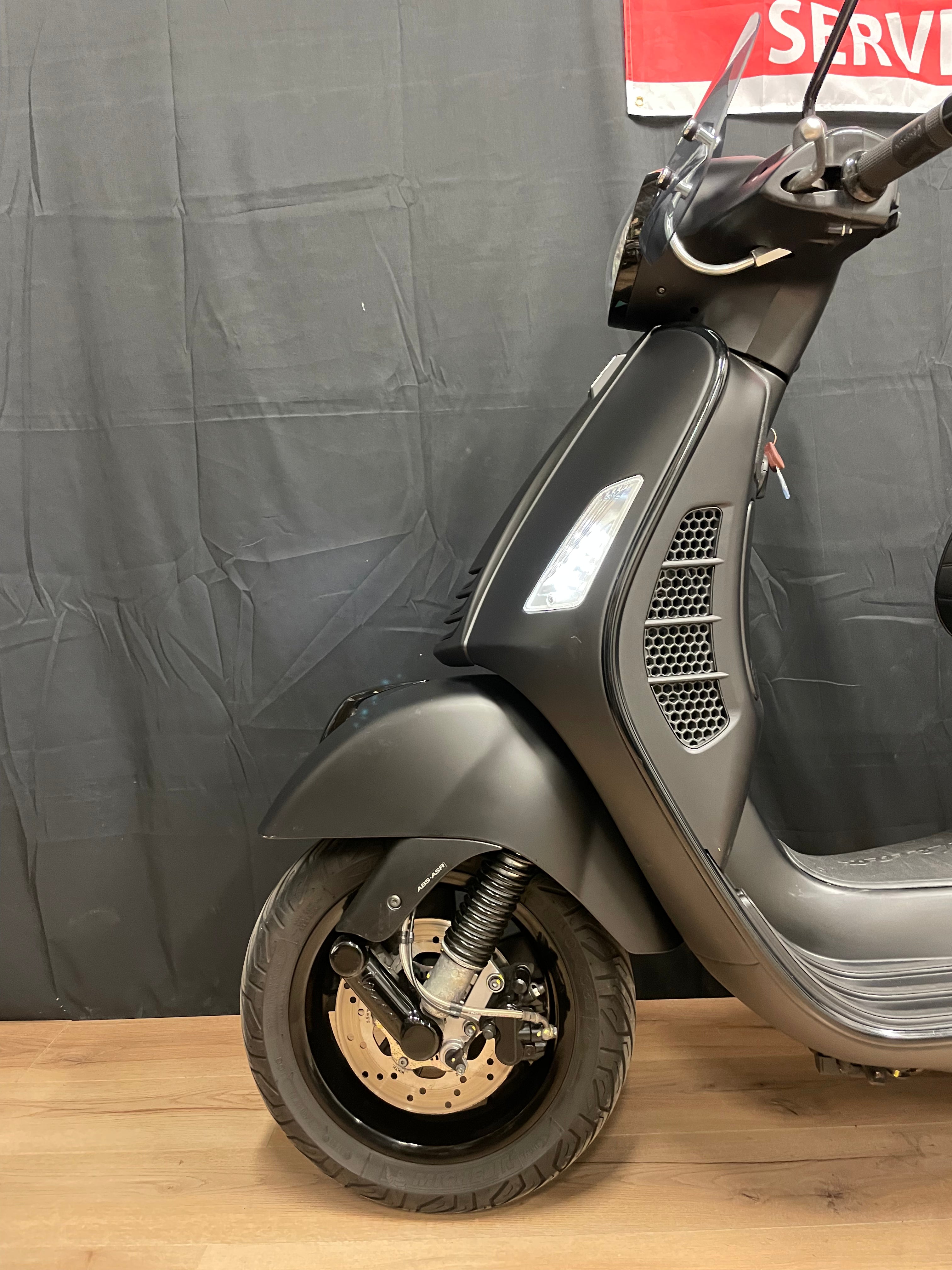 Vespa GTS 300 ie | HPE | 2020 | Remus | GARANTIE | ABS/ASR