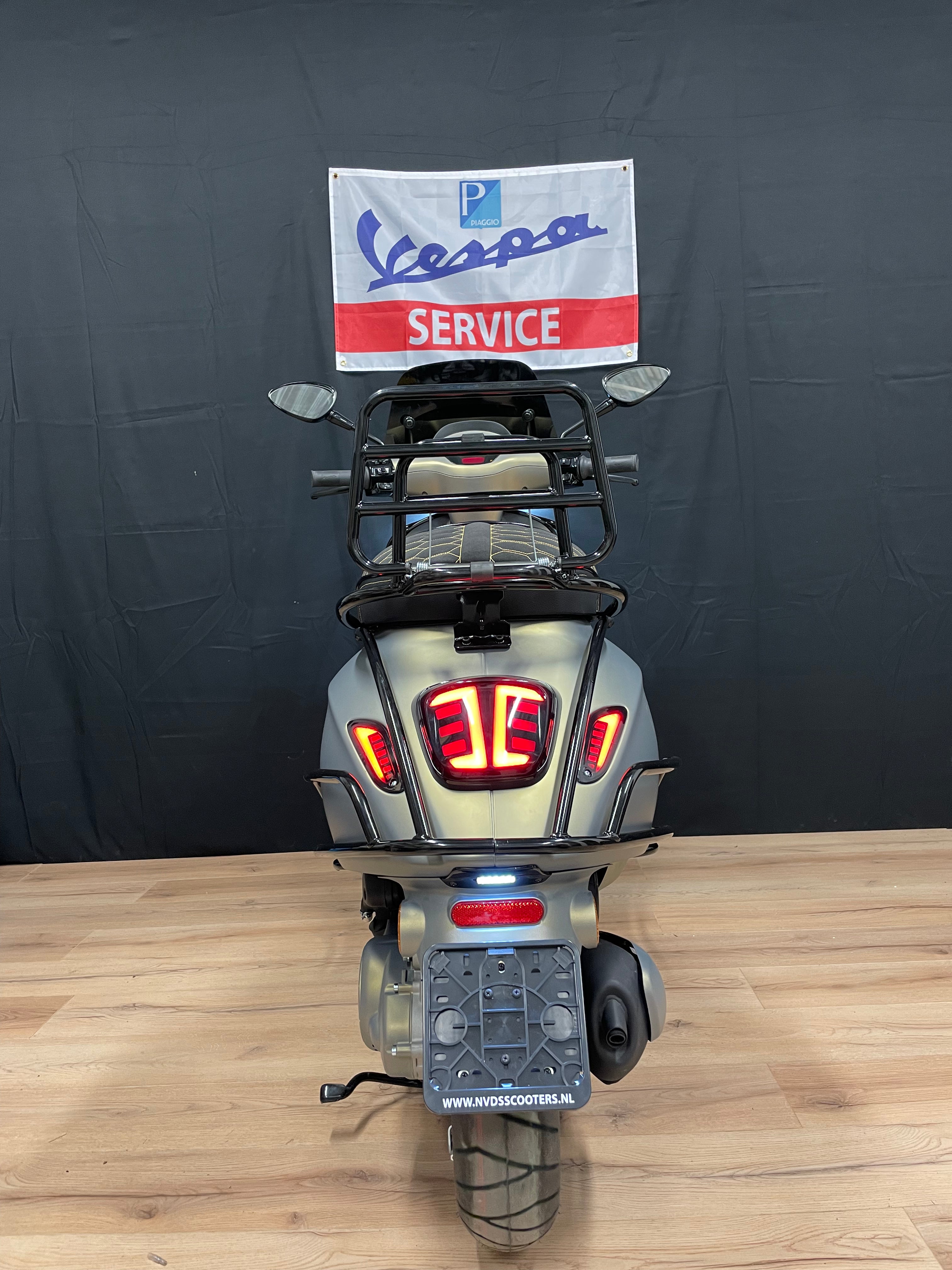 Vespa sprint Custom | Nieuw | Full option | 45/25kmph | Iget