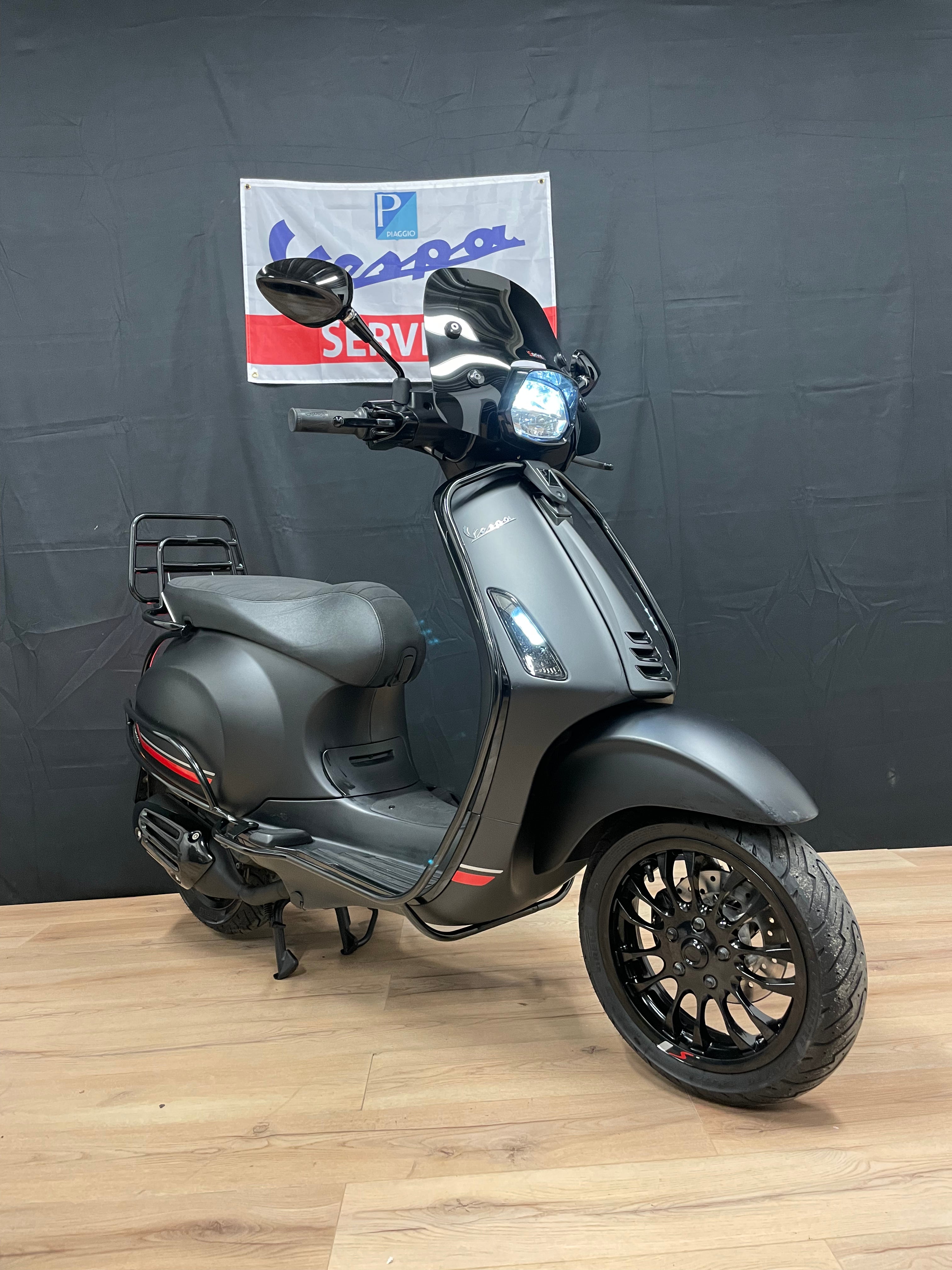 Vespa sprint Notte | 2022 | Brom/Snor | Full option Garantie