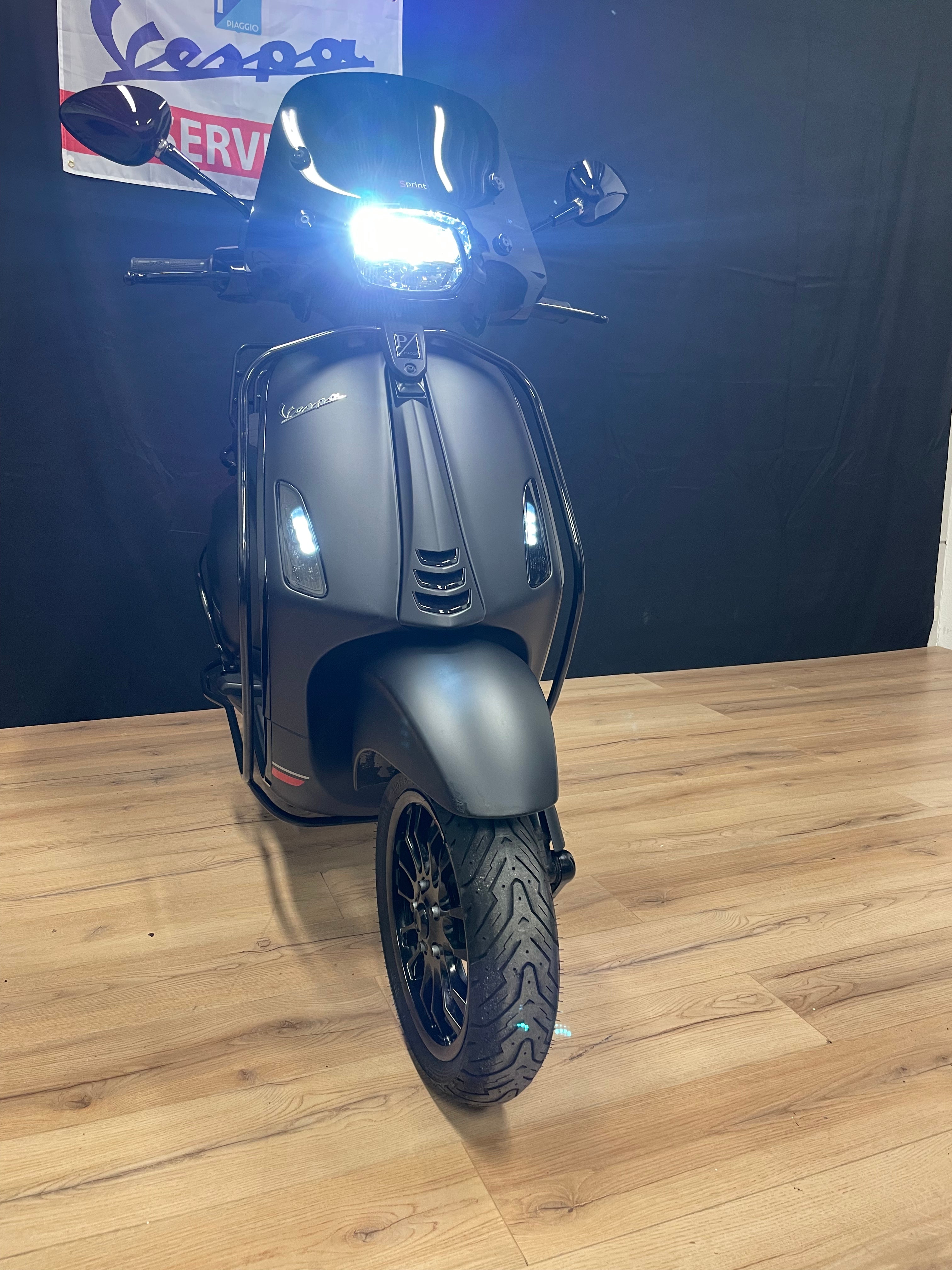 Vespa sprint Notte | 2022 | Brom/Snor | Full option Garantie