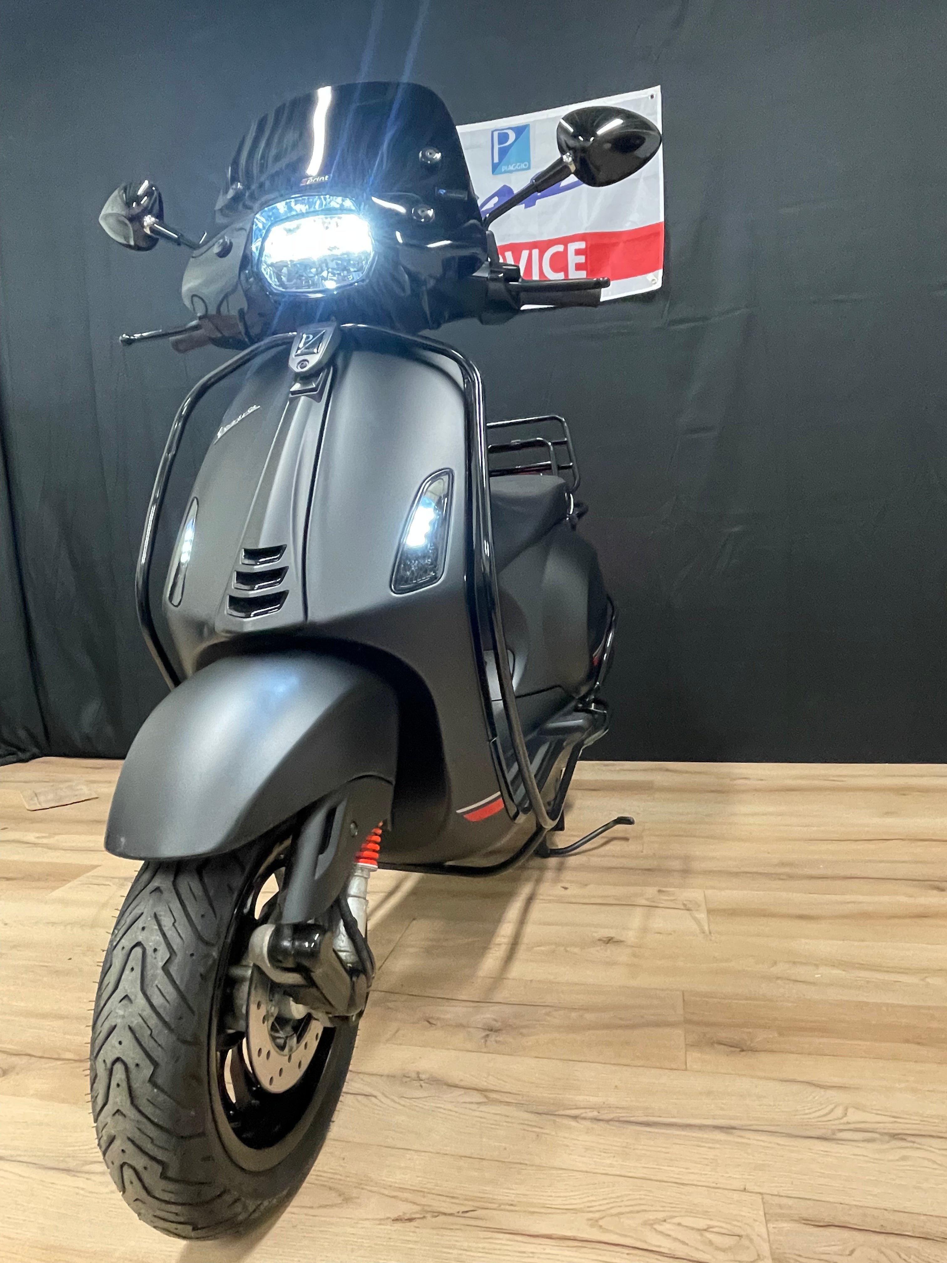 Vespa sprint Notte | 2022 | Brom/Snor | Full option Garantie