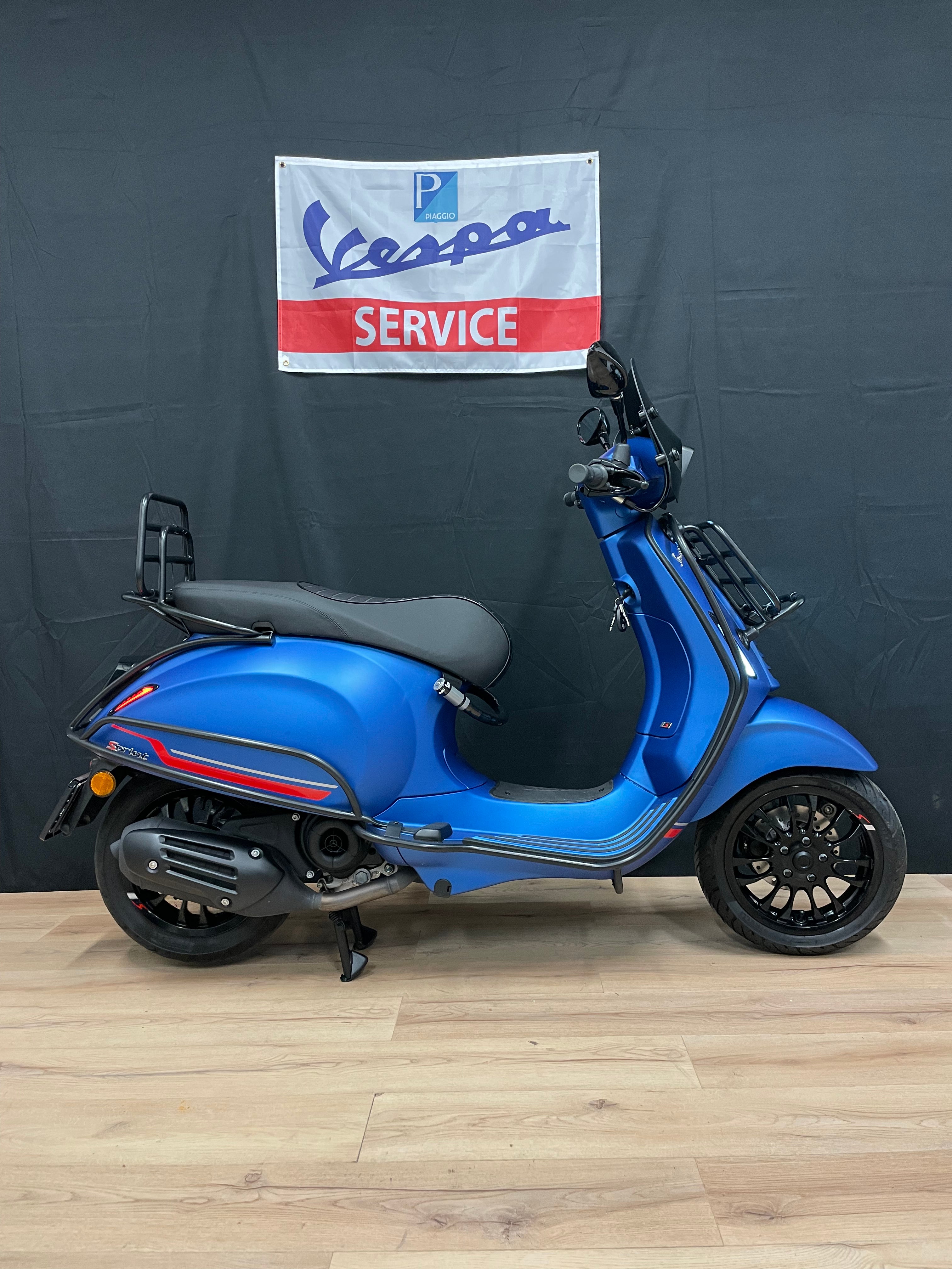 Vespa sprint S | 500km | Nieuwstaat | Garantie | Full option