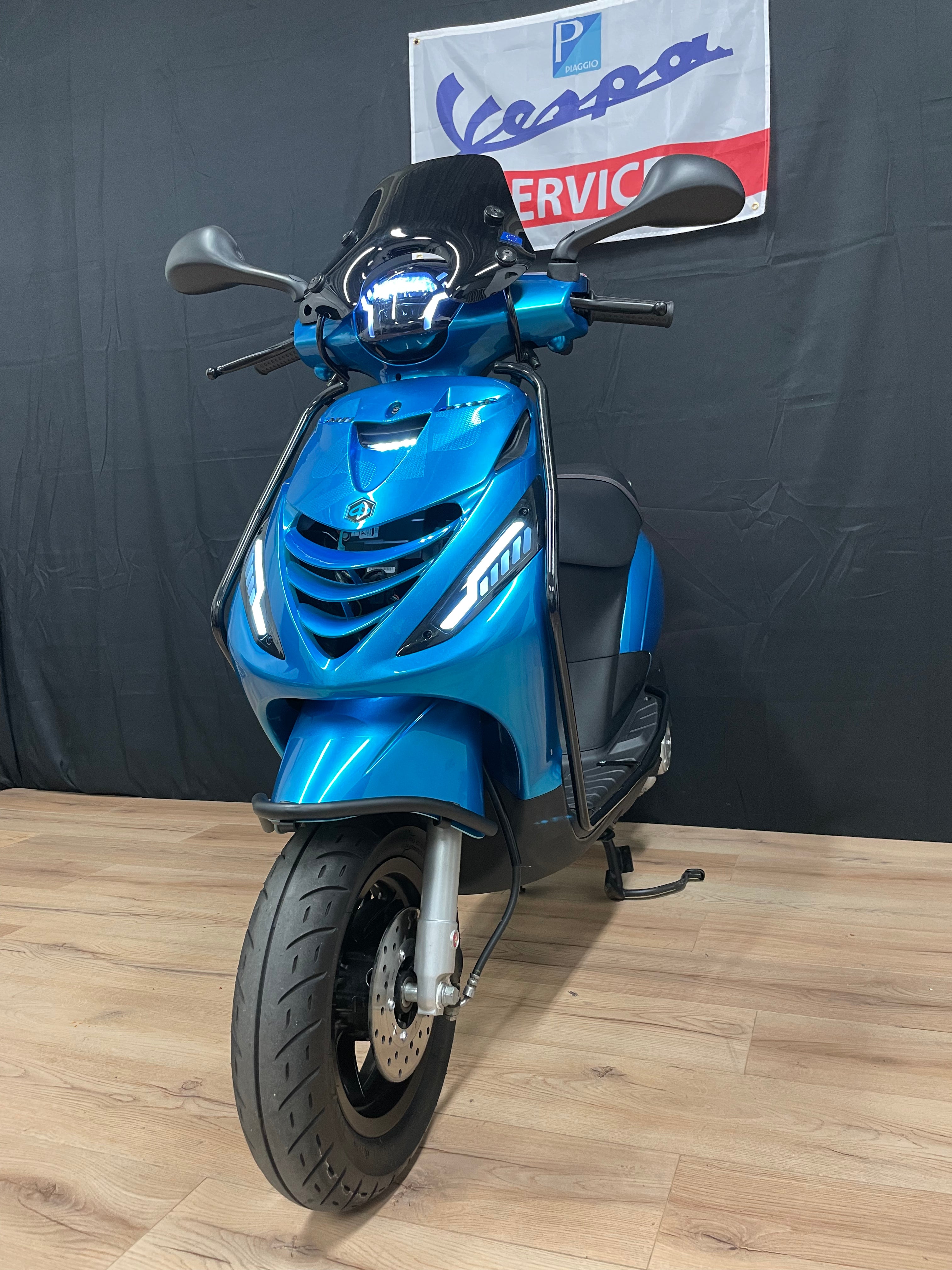 Piaggio Zip S | 2023 | 1700km | Full option | Garantie