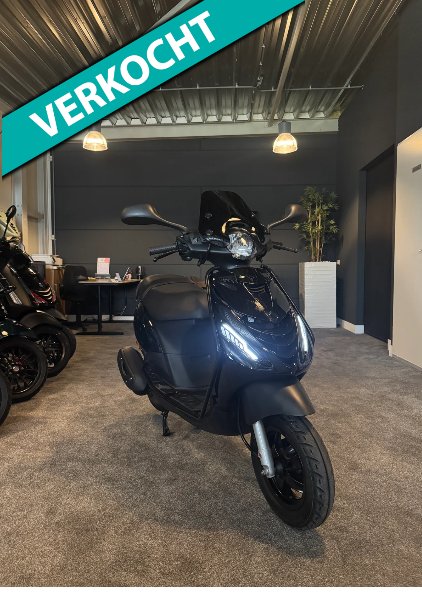 Piaggio Zip 50s | Nieuwstaat | Full option | 2023 | Brom