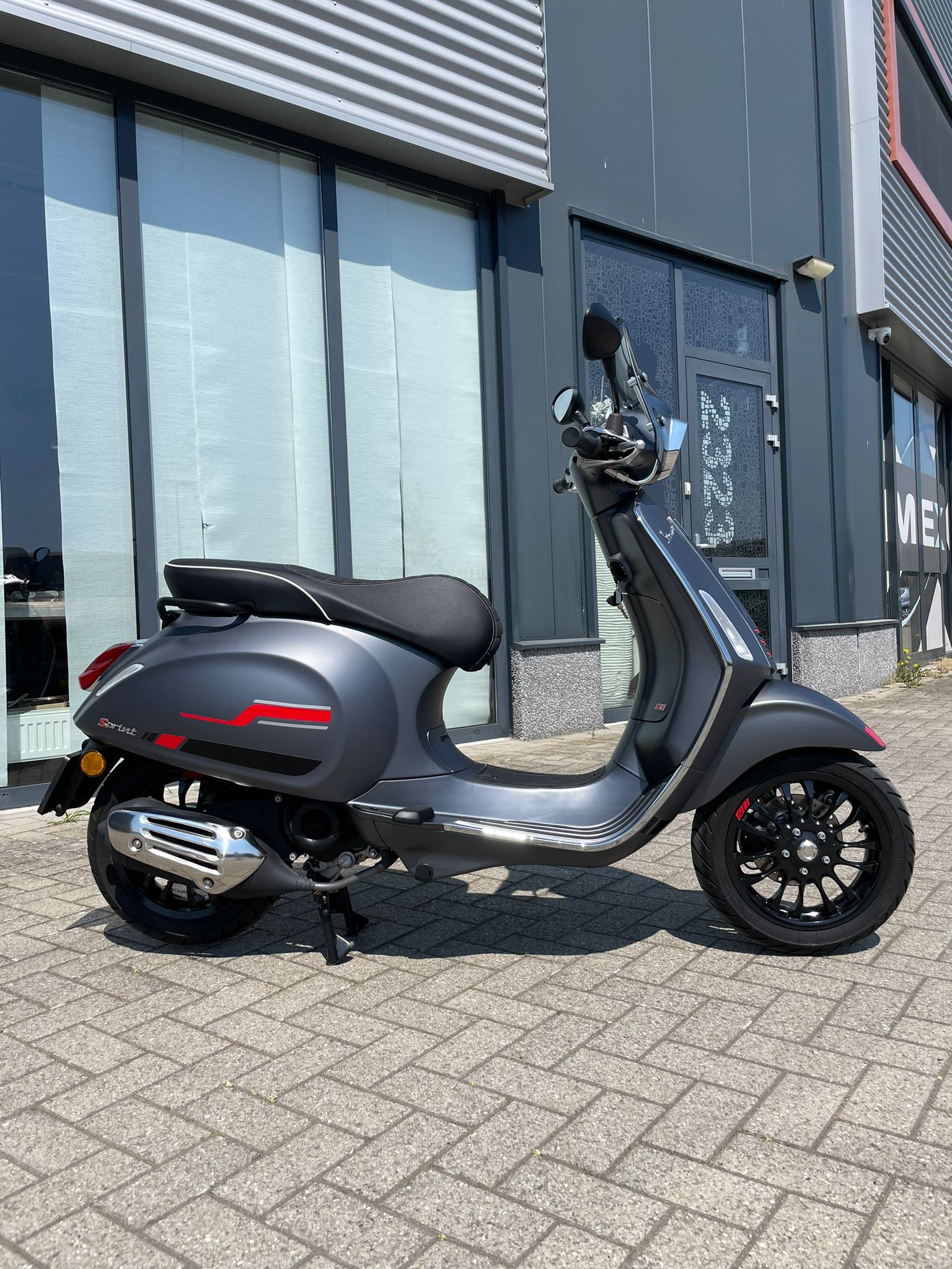 Vespa Sprint | Nieuwstaat | brom/snor | garantie | 1300km