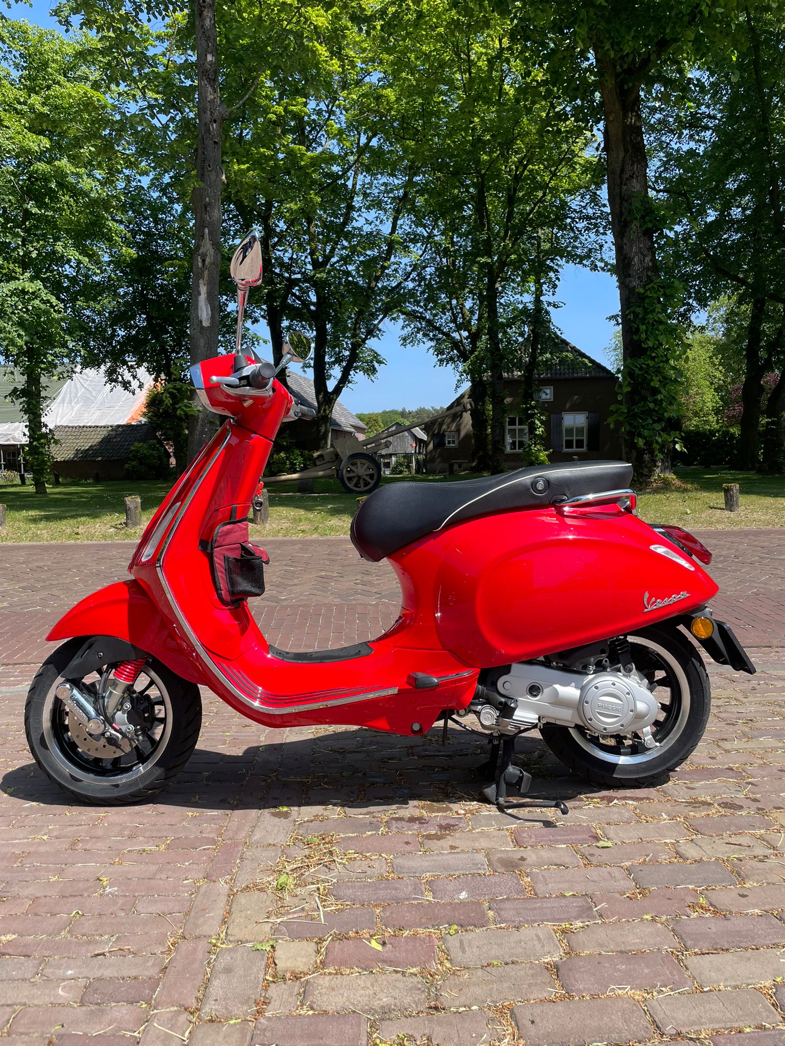 Vespa sprint | Brom | 4000km | 1e eigenaar | Garantie