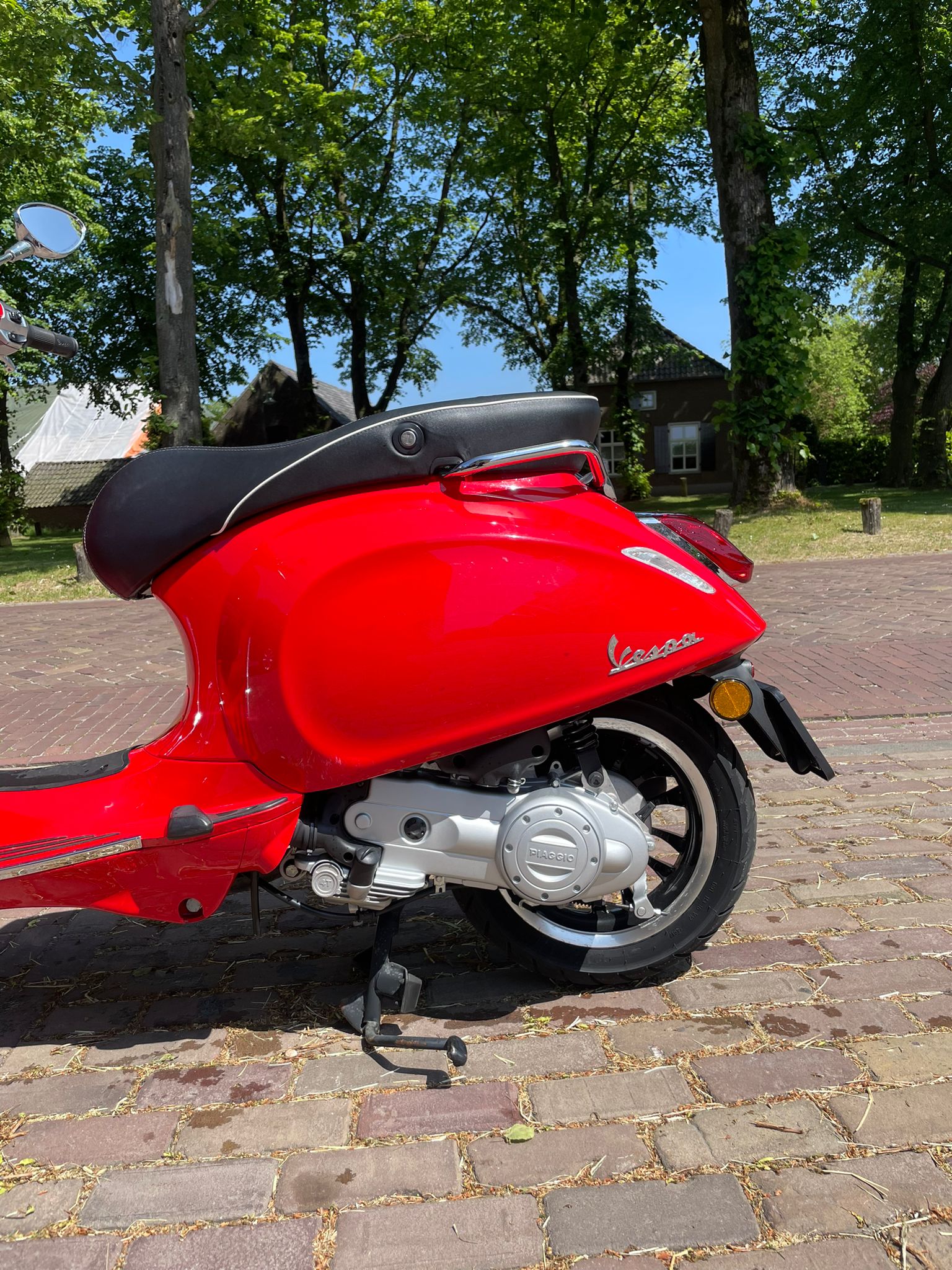 Vespa sprint | Brom | 4000km | 1e eigenaar | Garantie