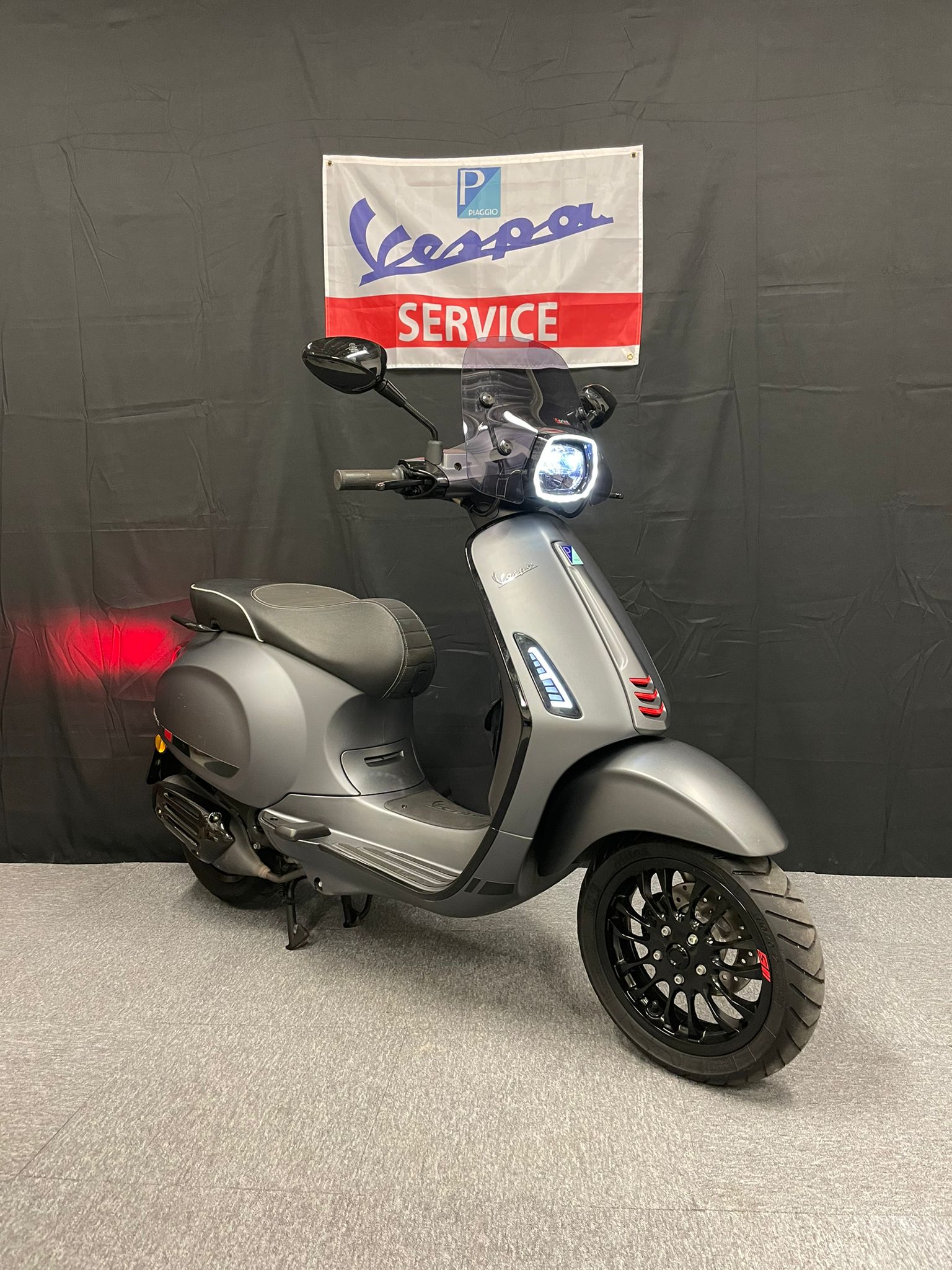 Vespa sprint brom | 5000km | Iget | Full led | Garantie