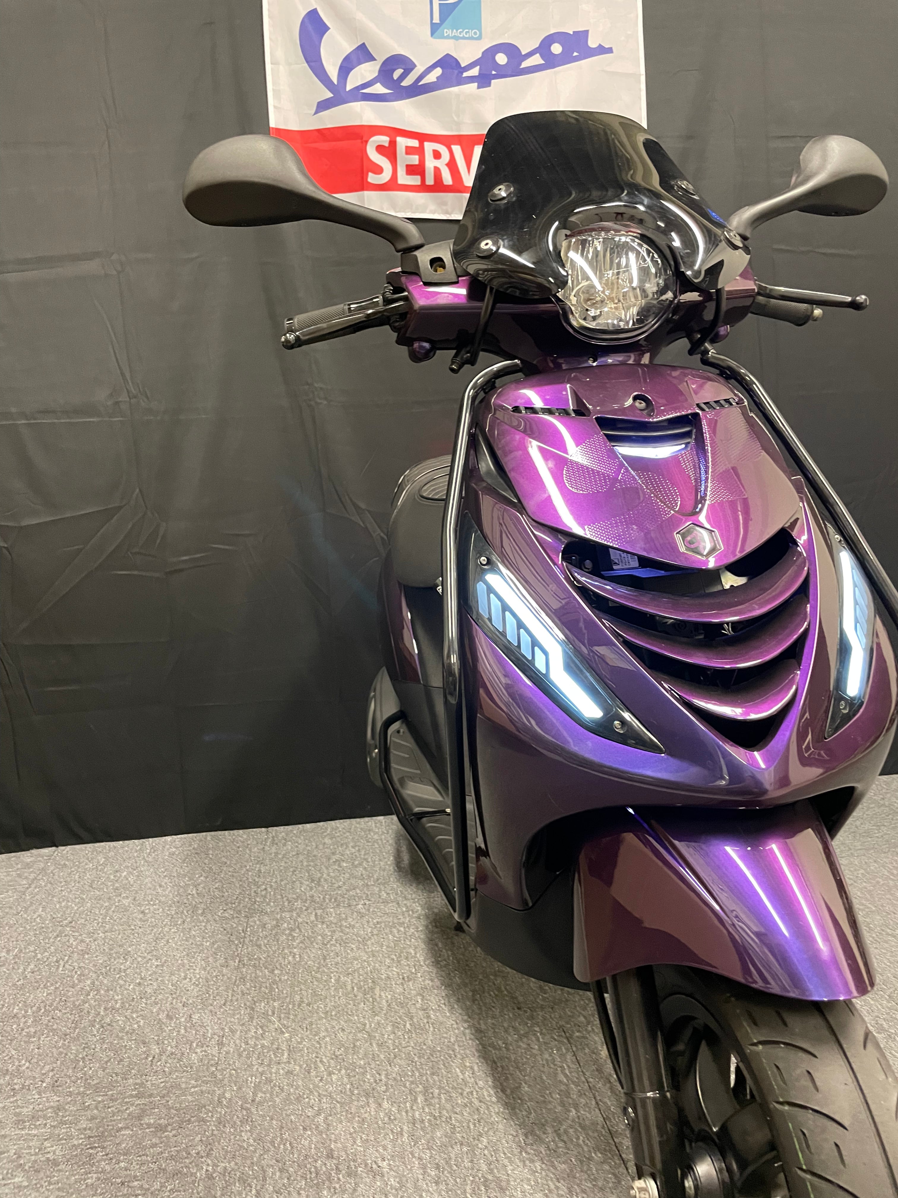 Piaggio Zip Brom | 2022 | Full option | Nieuwstaat |Garantie