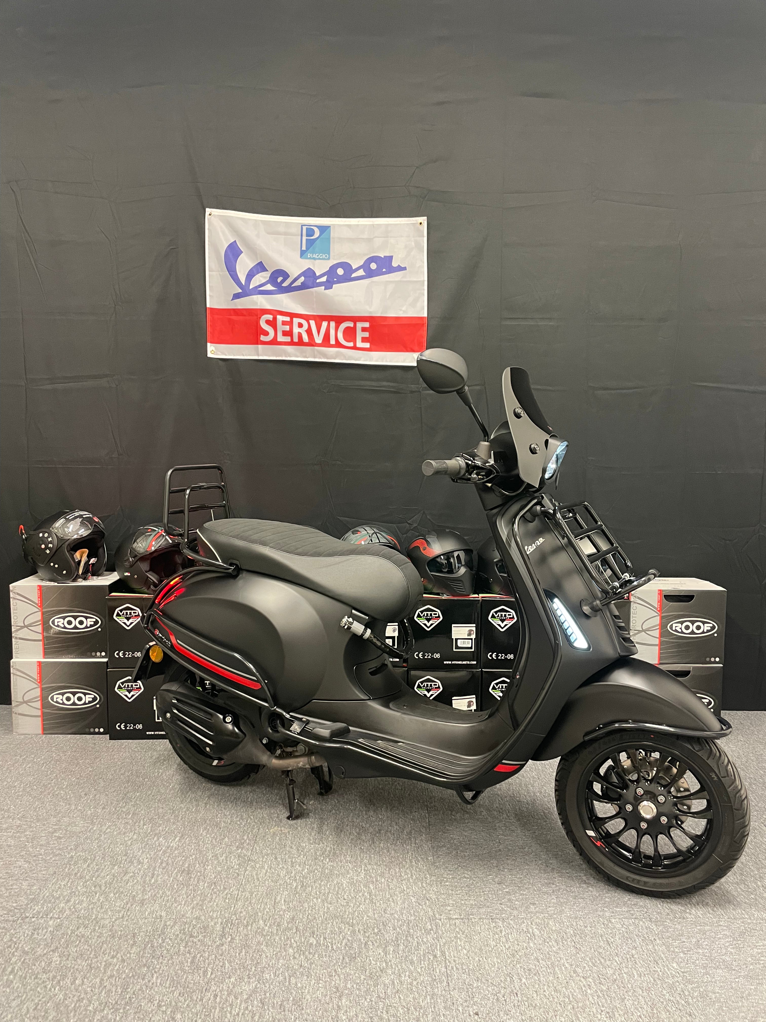 Vespa sprint Notte | 2900km | 2022 | Full option | Garantie