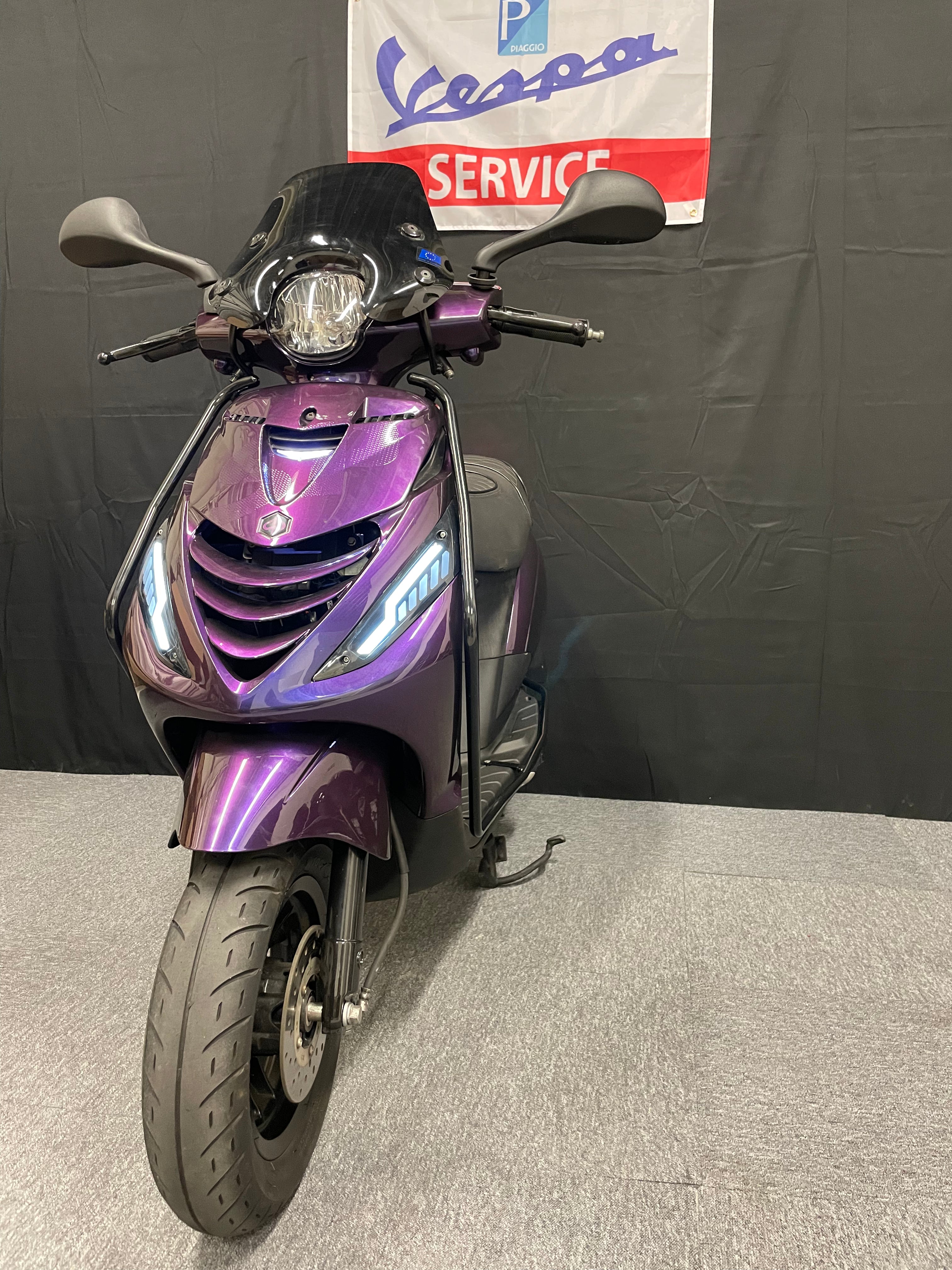 Piaggio Zip Brom | 2022 | Full option | Nieuwstaat |Garantie