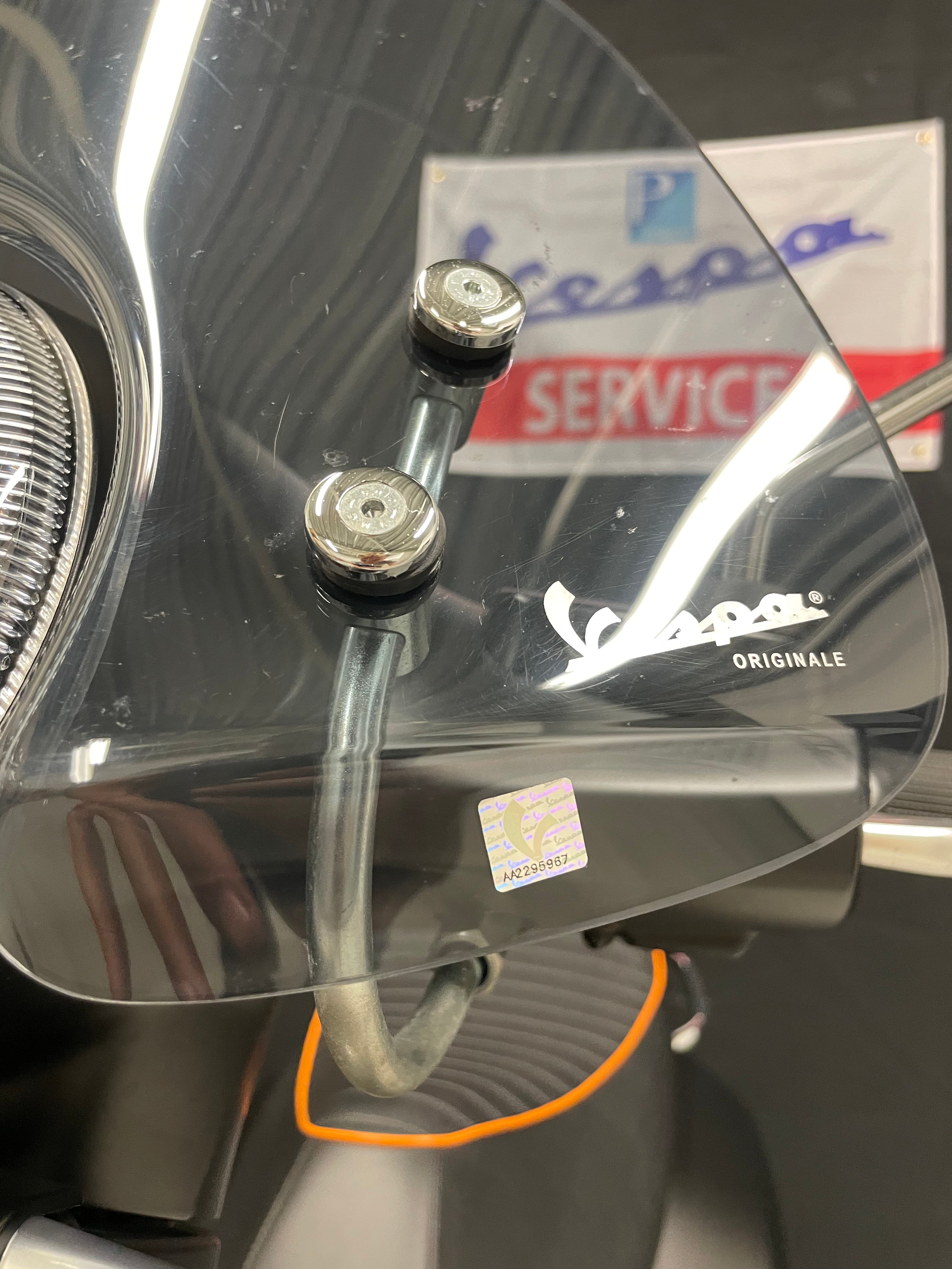 Vespa Gts 300 super sport | Akrapovic | Garantie | Weinig km