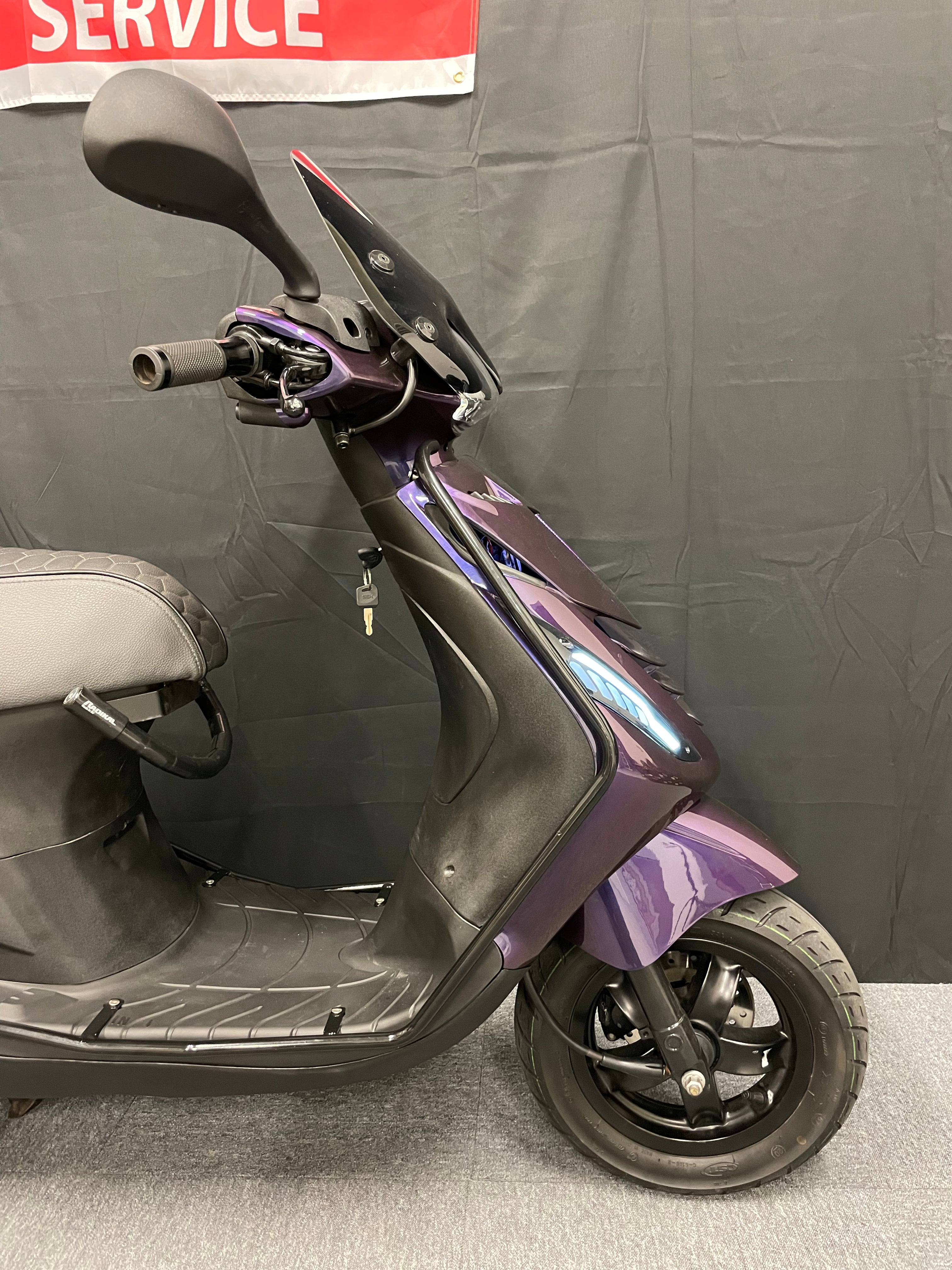 Piaggio Zip Brom | 2022 | Full option | Nieuwstaat |Garantie