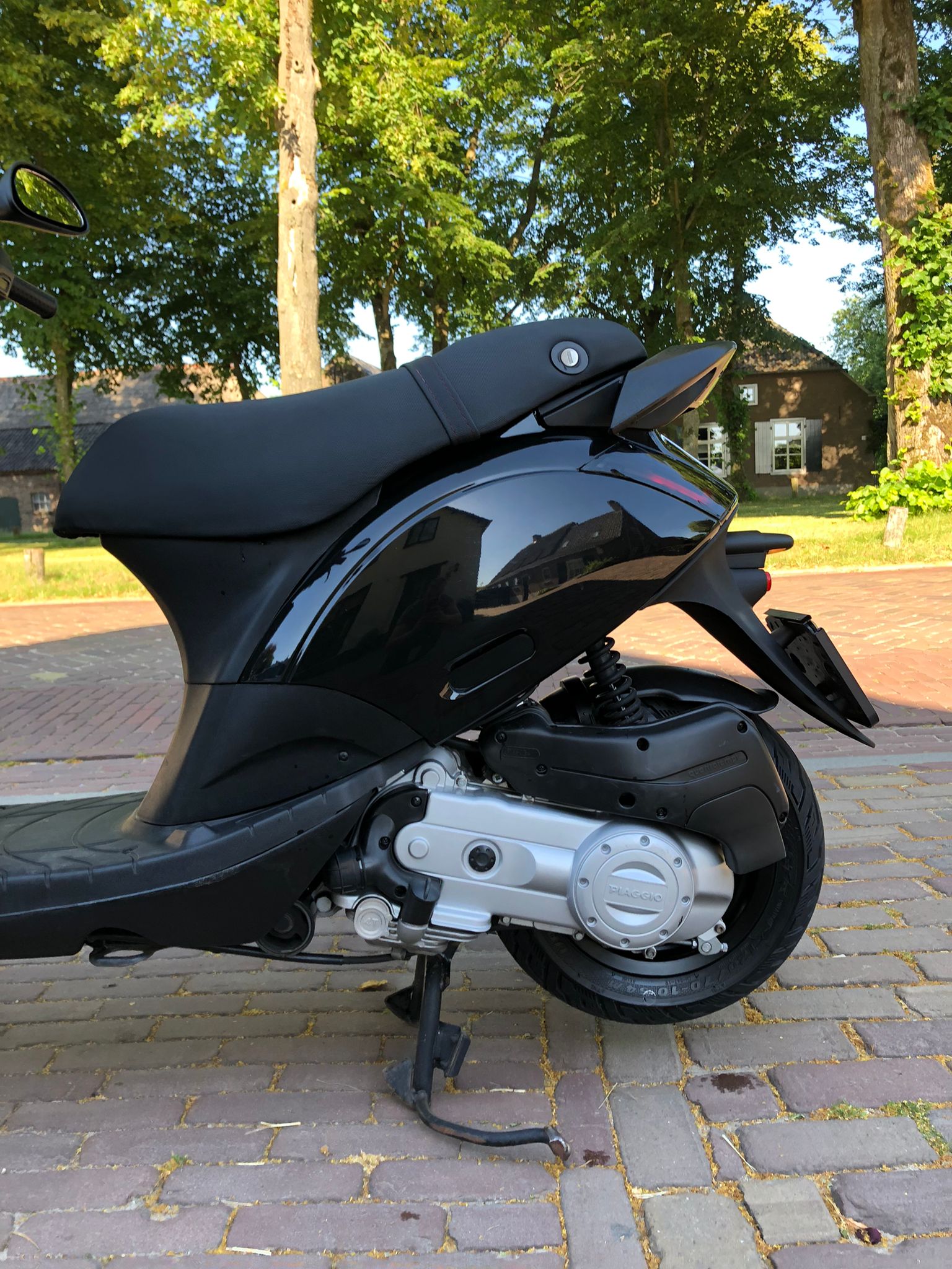 Piaggio Zip | Brom