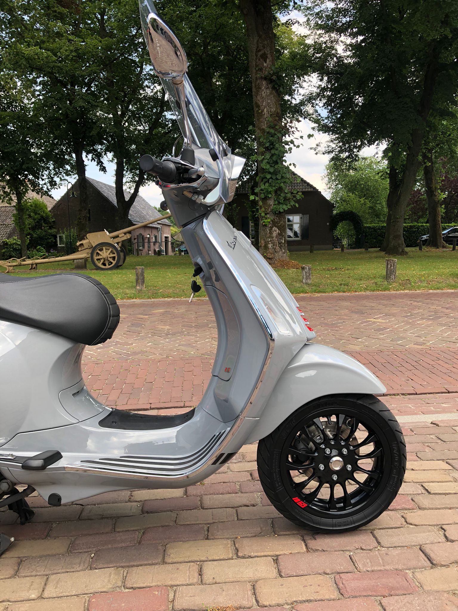 Vespa Sprint | Snor | Nardo | Nieuwstaat