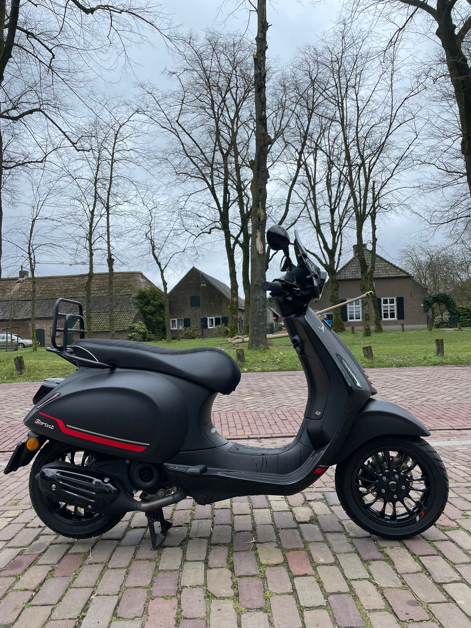 Vespa sprint brom iget E5 | 780km | Full option