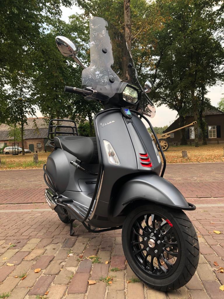 Vespa Sprint | Snor/ Brom | Nieuwstaat