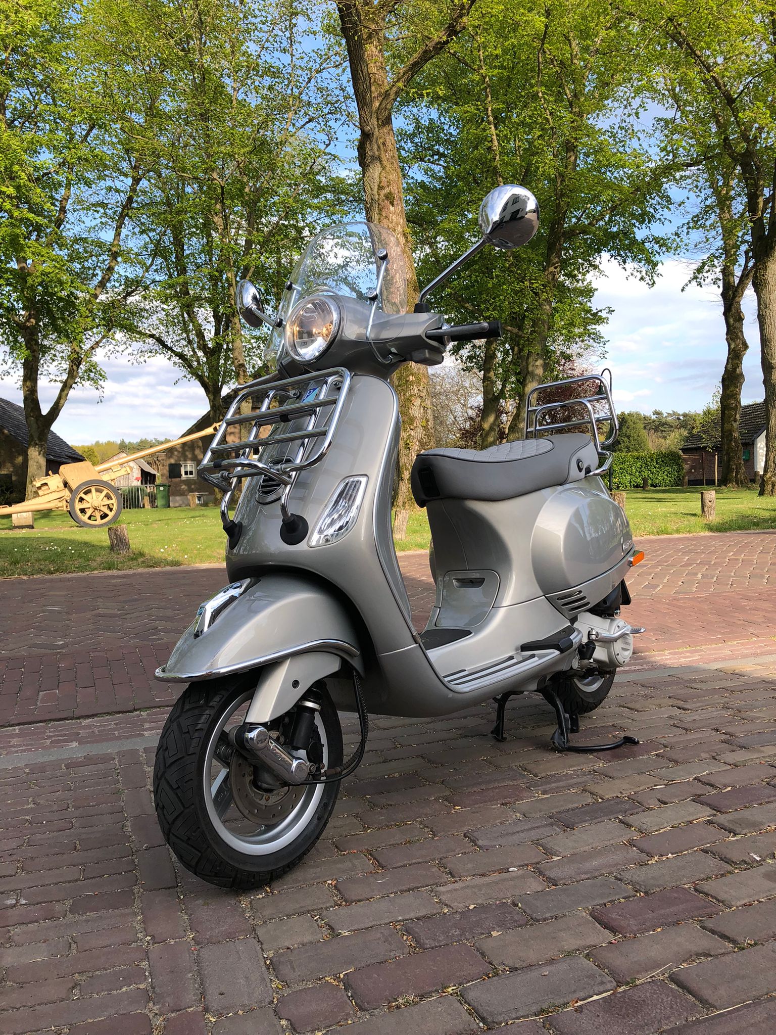 Vespa LX | Snor 4T | Zilver