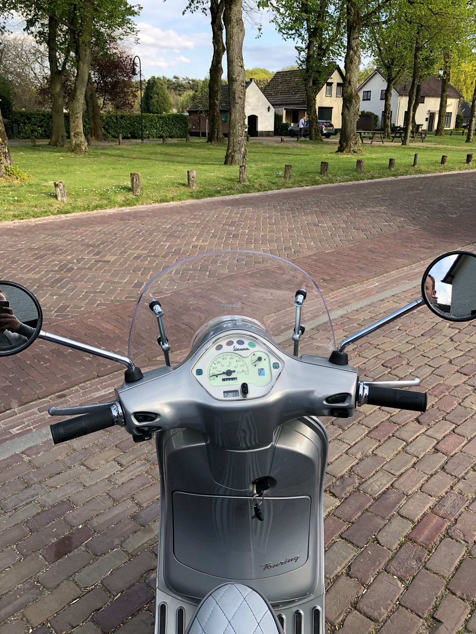 Vespa LX | Snor 4T | Zilver